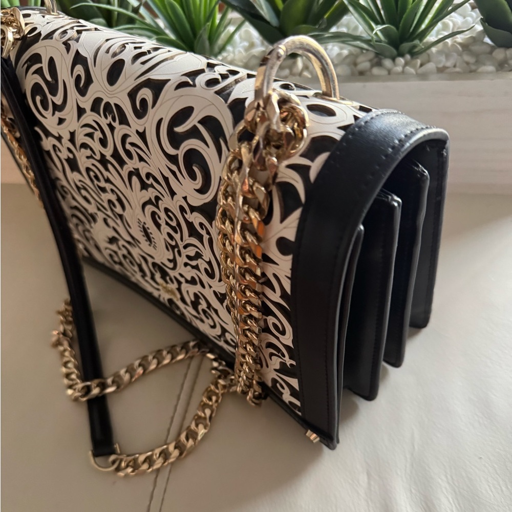 Roberto Cavalli cross body / shoulder bag - Picture 4 of 6